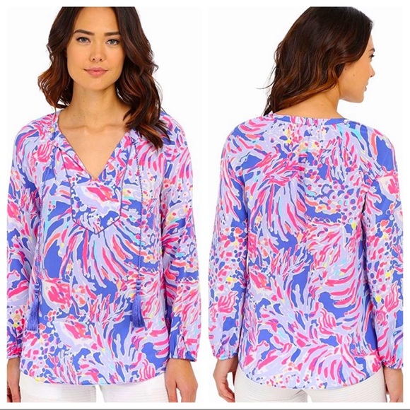 NWT Lilly Pulitzer Saria Silk Tasseled Top In The Print Shrimply Chic, Size XXS - Picture 1 of 4
